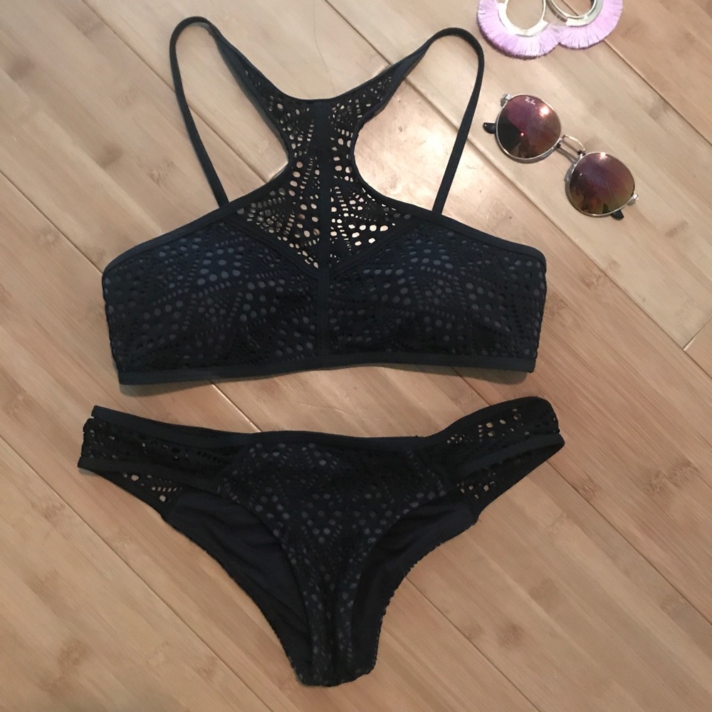 BRAND NEW Rip Curl high neck lace bikini